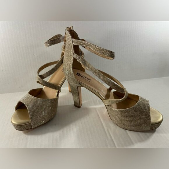 IDIFU Women's Good Platform Ankle Strap Heels, Size 11 - Picture 1 of 6